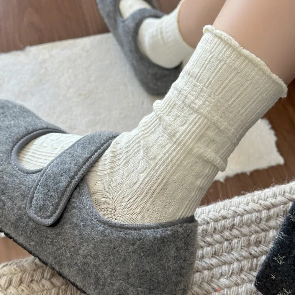 Japanese Vintage Cable Knit Slouch Socks Textured Pattern Mid-Calf Socks Double Needle Cotton Long Socks for Women Spring Fall