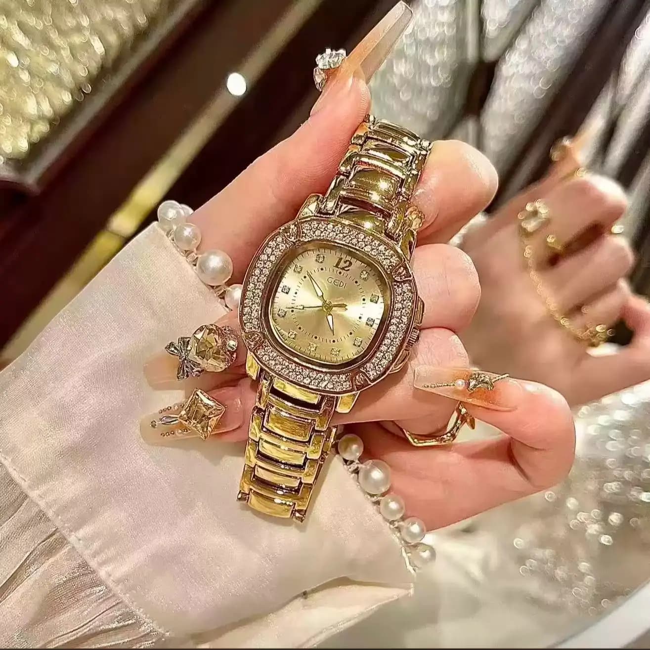 Luxury Square Gold Women Quartz Watch, Full Rhinestone Bezel Metal Bracelet Wristwatch