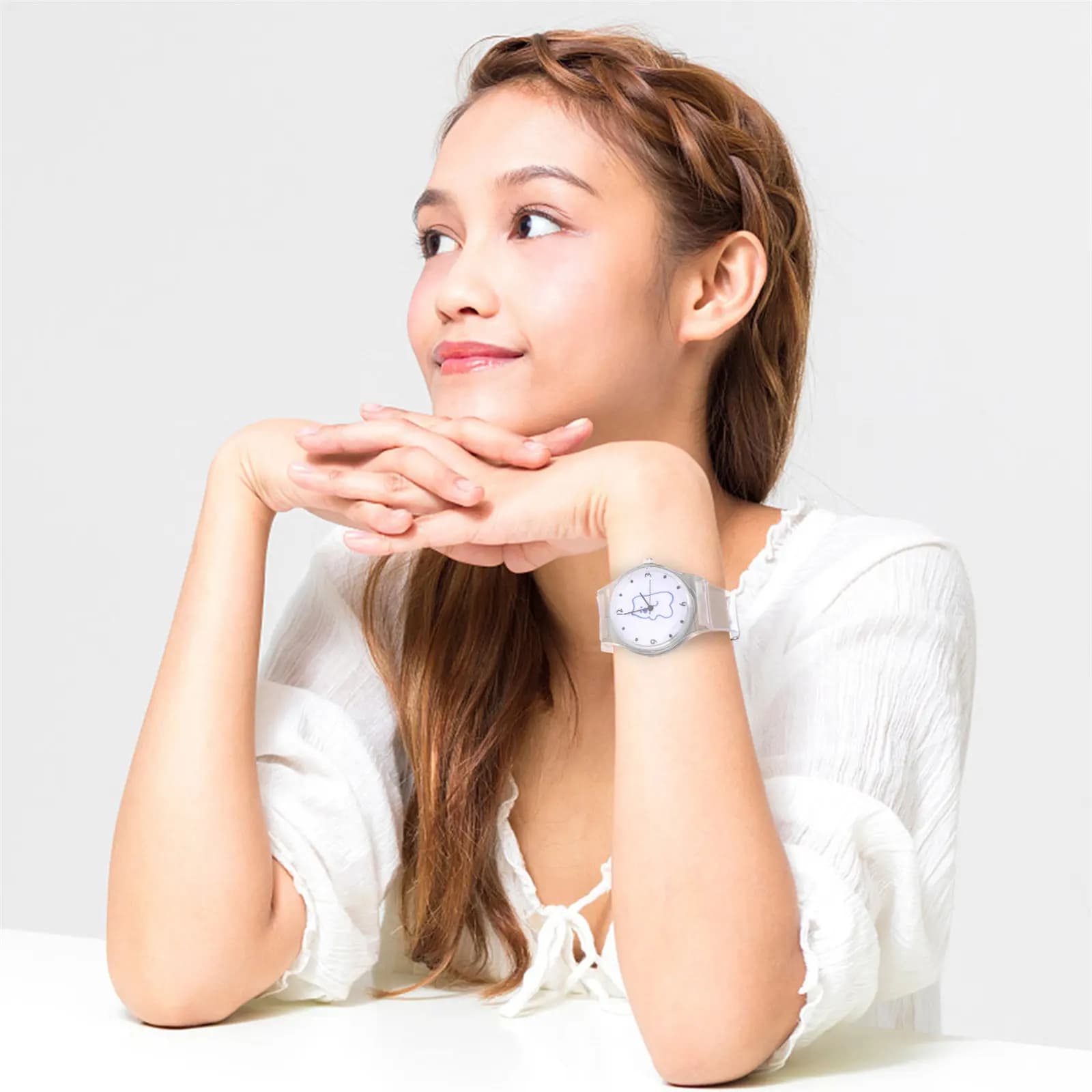 1 animated cartoon style wristwatch for women, girls, students, with bear pattern, transparent strap, fashionable, ergonomic