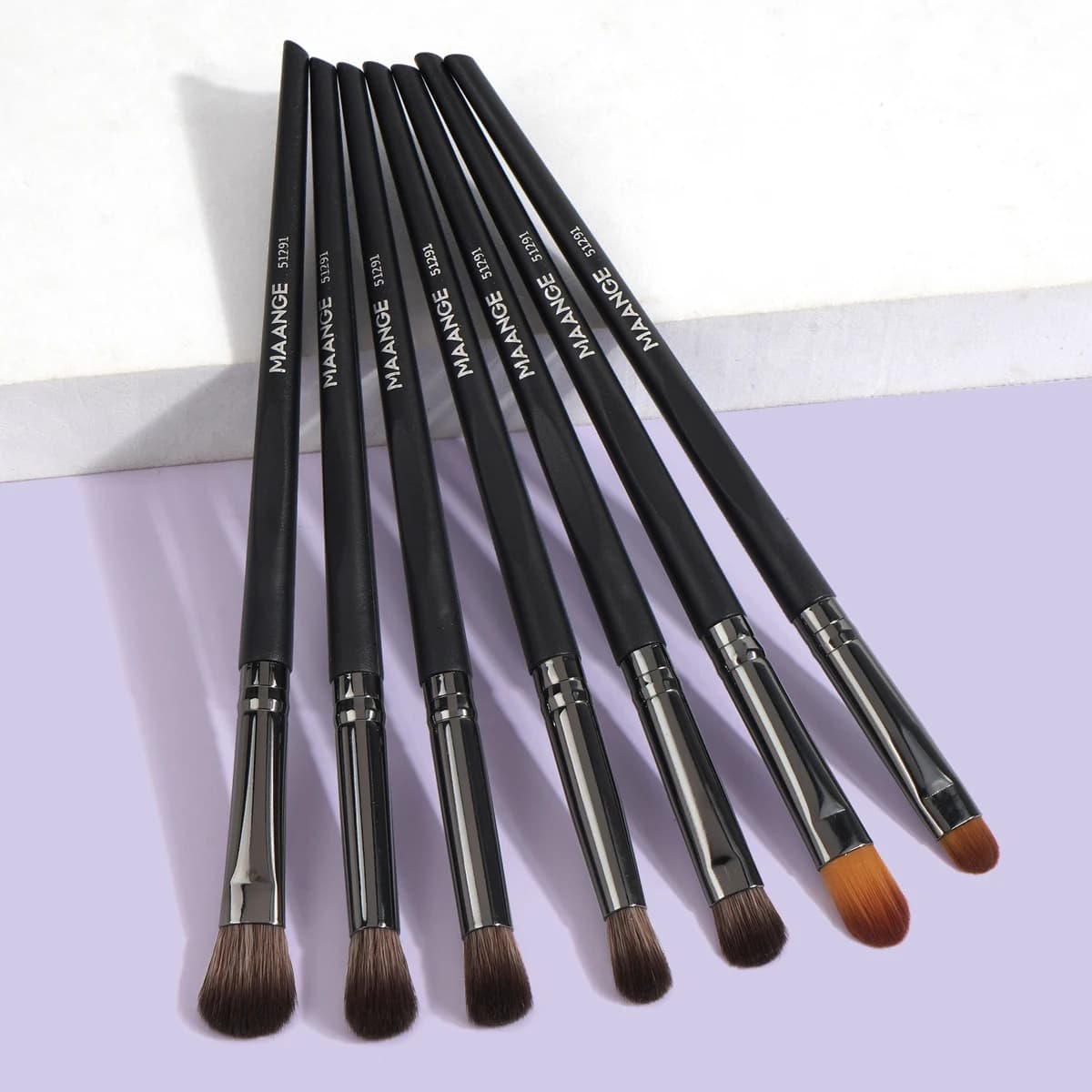 MAANGE Eye Makeup Brushes Kit 7 Pieces Eye Makeup Brushes Set for Shading Makeup Brush Set for Lips with Synthetic Soft bristles Cosmetic Beauty Tools
