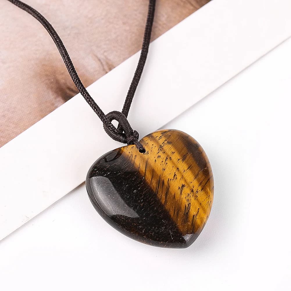 Natural Tiger Quratz Crystal Heart Semi-precious Pendant Necklace Healing Specimen Necklace Healing Energy Wicca Pendulum