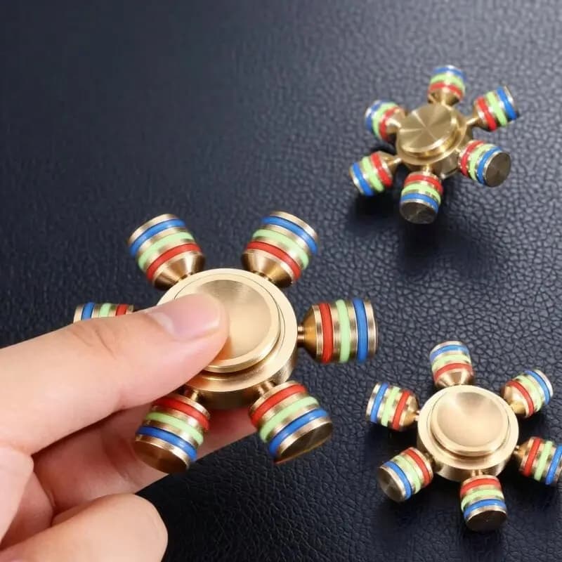 Fidget Spinner a 6 Bracci in Metallo a Spirale, Giocattolo Portatile EDC per Adulti e Bambini, Giroscopio Manuale Antistress Creativo e alla Moda