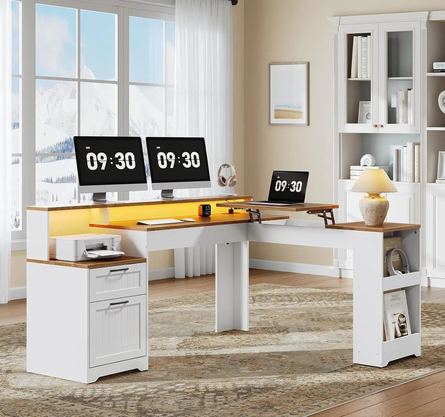 Scrivania ad Angolo a L da 63 Pollici con Cassetti, Armadietto Portadocumenti, Luce RGB, Stazione di Ricarica, Ripiano per Monitor, Bianco Noce, Personalizzabile