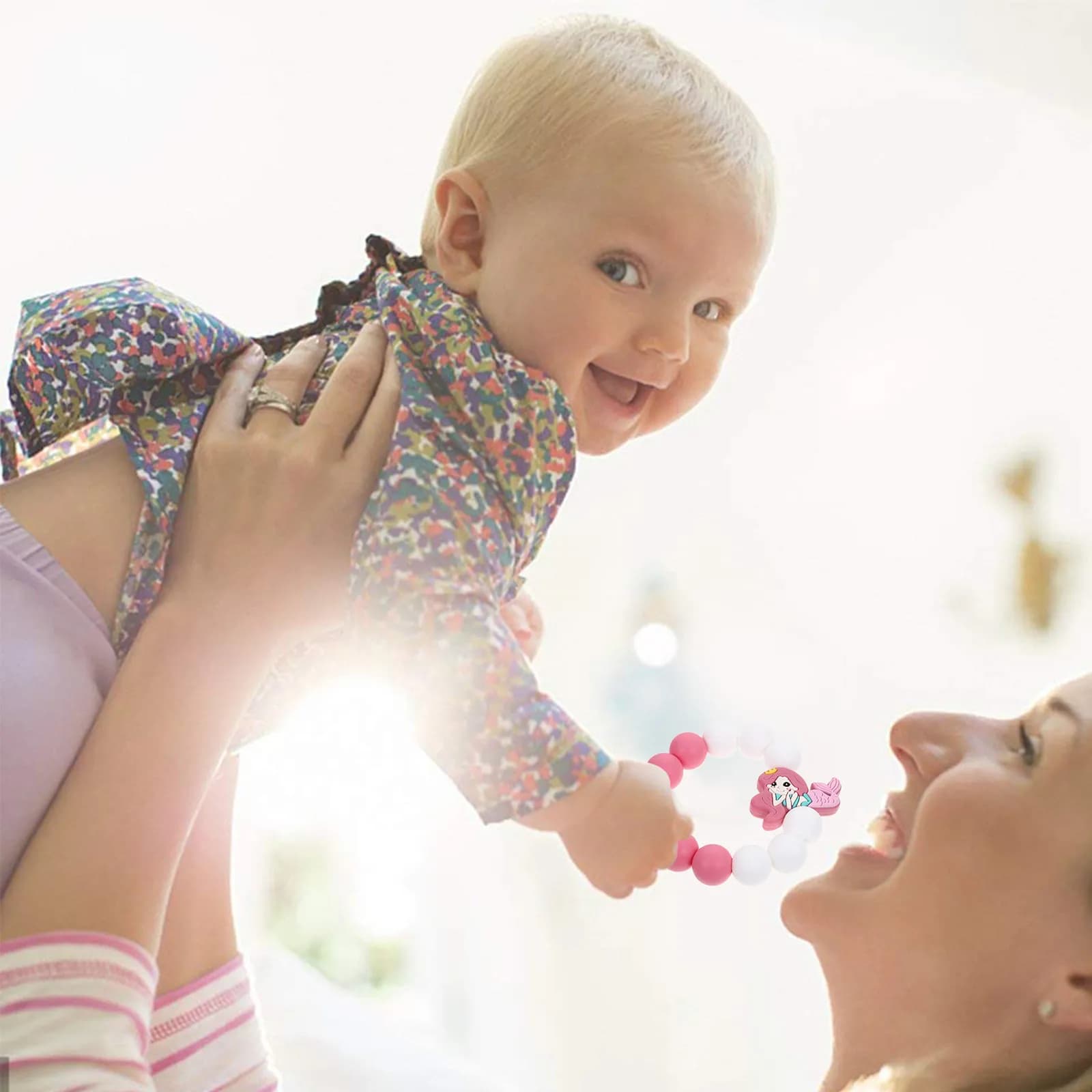 Braccialetto da dentizione in silicone per neonati con ciondolo a sirena, morbido e sicuro, massaggiagengive con perline per neonati e bambini, grazioso e decorativo