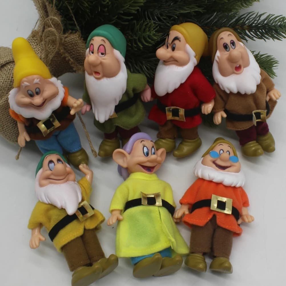 Set di 7 action figure Disney di Biancaneve e i sette nani, giocattoli da collezione in PVC da 10 cm, bambole principessa per regali festivi