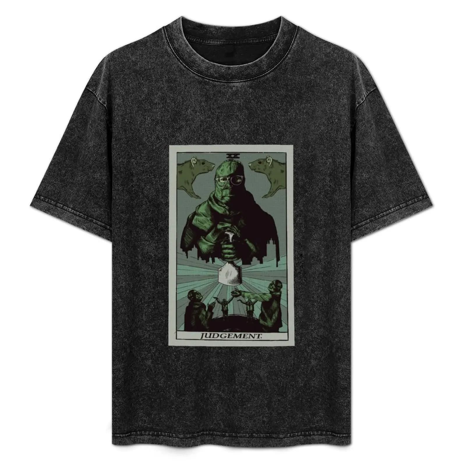 T-shirt ispirata a Riddler con stampa grafica di carte dei Tarocchi, a maniche corte