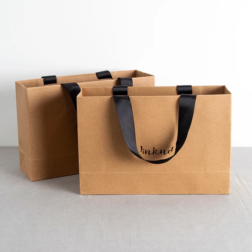 Travel Organizer Tote bag with kraft paper handle Custom logo Bomber Gift box Shopping Clothing Hat Cosmetic Packaging Bag