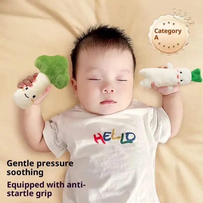 1/2 pezzi Giocattolo rilassante per neonati, bambola di peluche a forma di frutta, anello di supporto per neonati contro il sopraccitamento e per favorire il sonno, giocattolo confortante per neonati.