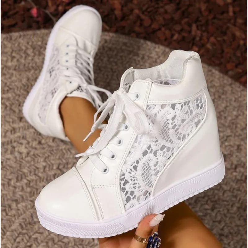 2025 Nuove scarpe da ginnastica con zeppa da donna con plateau in pelle di gomma tacchi alti scarpe stringate altezza crescente fondo spesso bianco