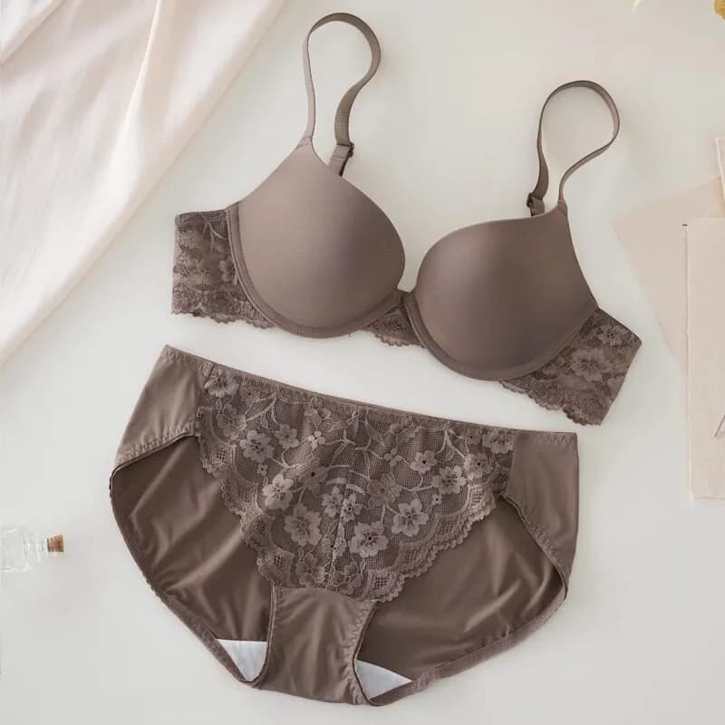 Completo Set Lingerie Donna Hot Sale: Reggiseno Comfort in Pizzo con Ferretto Morbido, Spessore Medio, Senza Cuciture, Push-Up per Busto Piccolo, Supporto e Sollevamento, Coppe 32-38