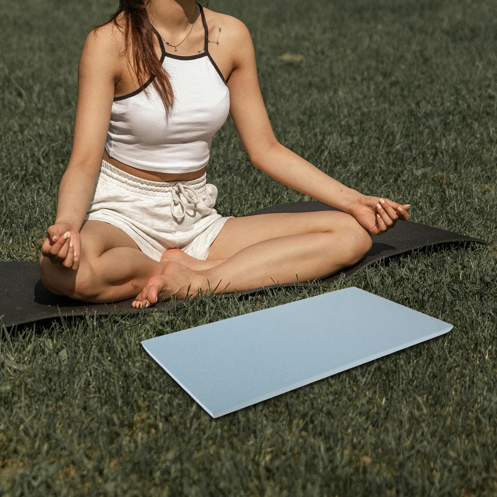 Tappetino Yoga Imbottito Spesso, Morbido Tappetino di Supporto per Fitness, Yoga, Pilates, Allenamento dell'Equilibrio, Tappetino per Esercizi