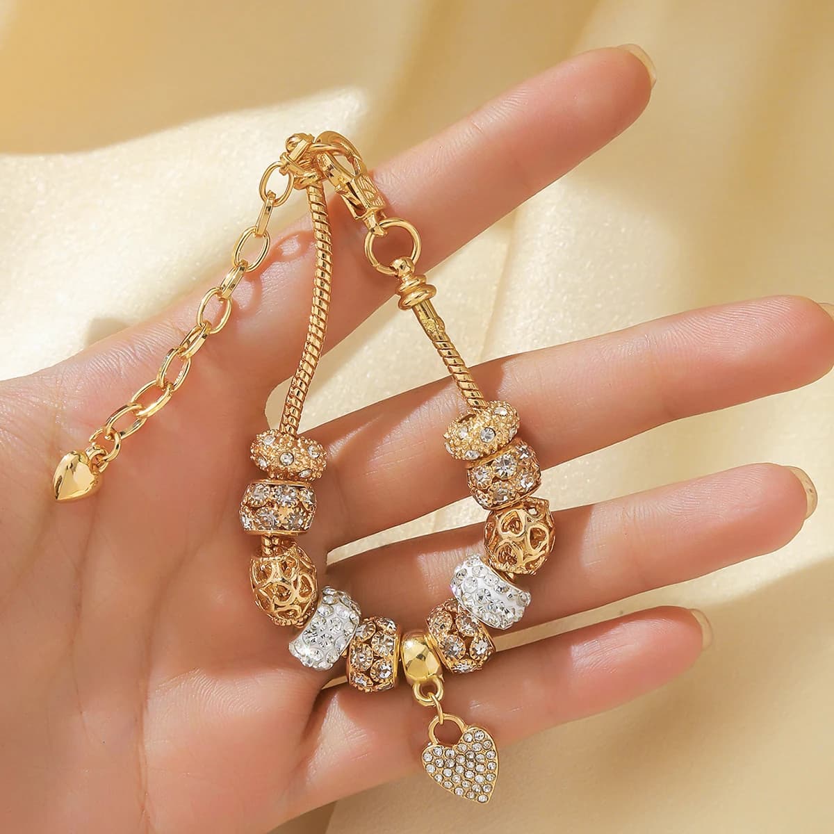 1 Fashionable Panjiadorado Element Love bracelet for women, suitable for appointments, travel banquets, parties, festivals, fashion gifts