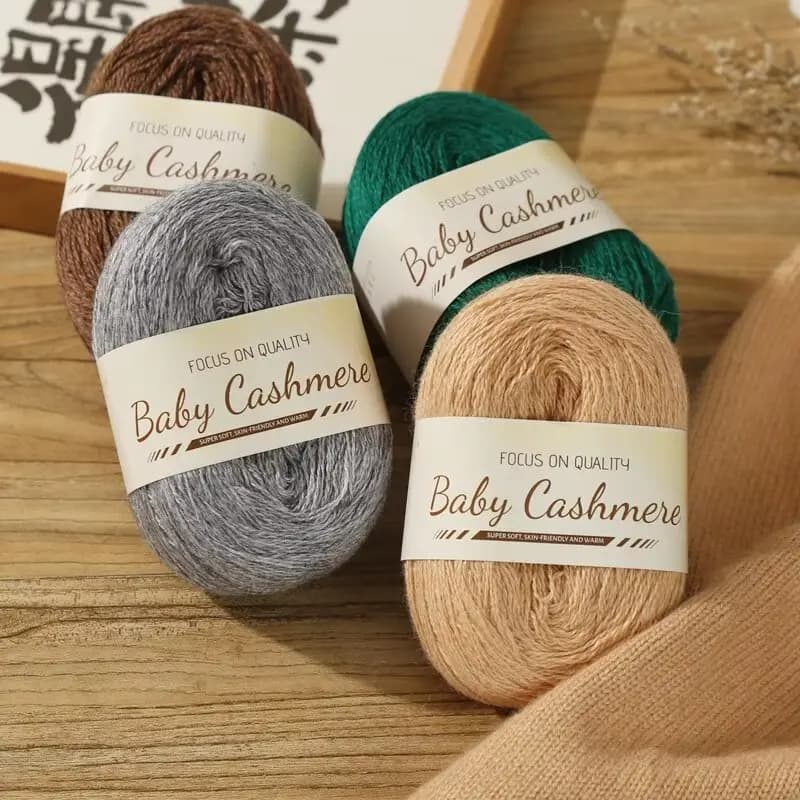 250G/5Pcs Fine-Spun Cashmere Yarn, Lightweight and Warm Yarn for Autumn and Winter, Handmade DIY Knitting Materials for Making Knitwear, Warm Sweaters, Scarves, Cashmere Sweaters, Coats, Vests, Cashmere Shawls, Various Knitted Clothing or Crochet Blankets, Seat Cushions, and Other Handicrafts