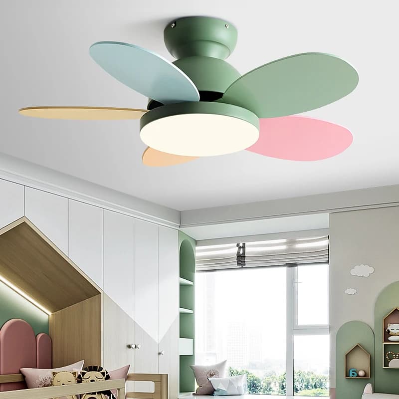 Ventilatore da soffitto a basso profilo con 5 pale in legno, motore DC da 36/42 pollici, luce LED da 60W e telecomando, ideale per la cameretta dei bambini o della figlia.
