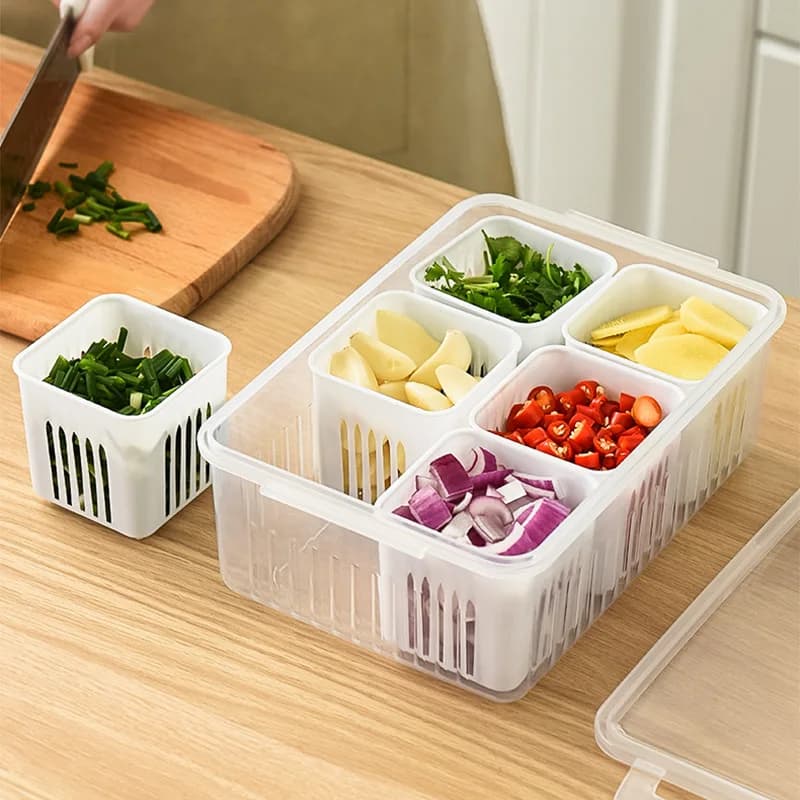 Contenitore multi-scomparto per alimenti, adatto al frigorifero, per conservare cipolle, zenzero, aglio, frutta e verdura con sistema di drenaggio.