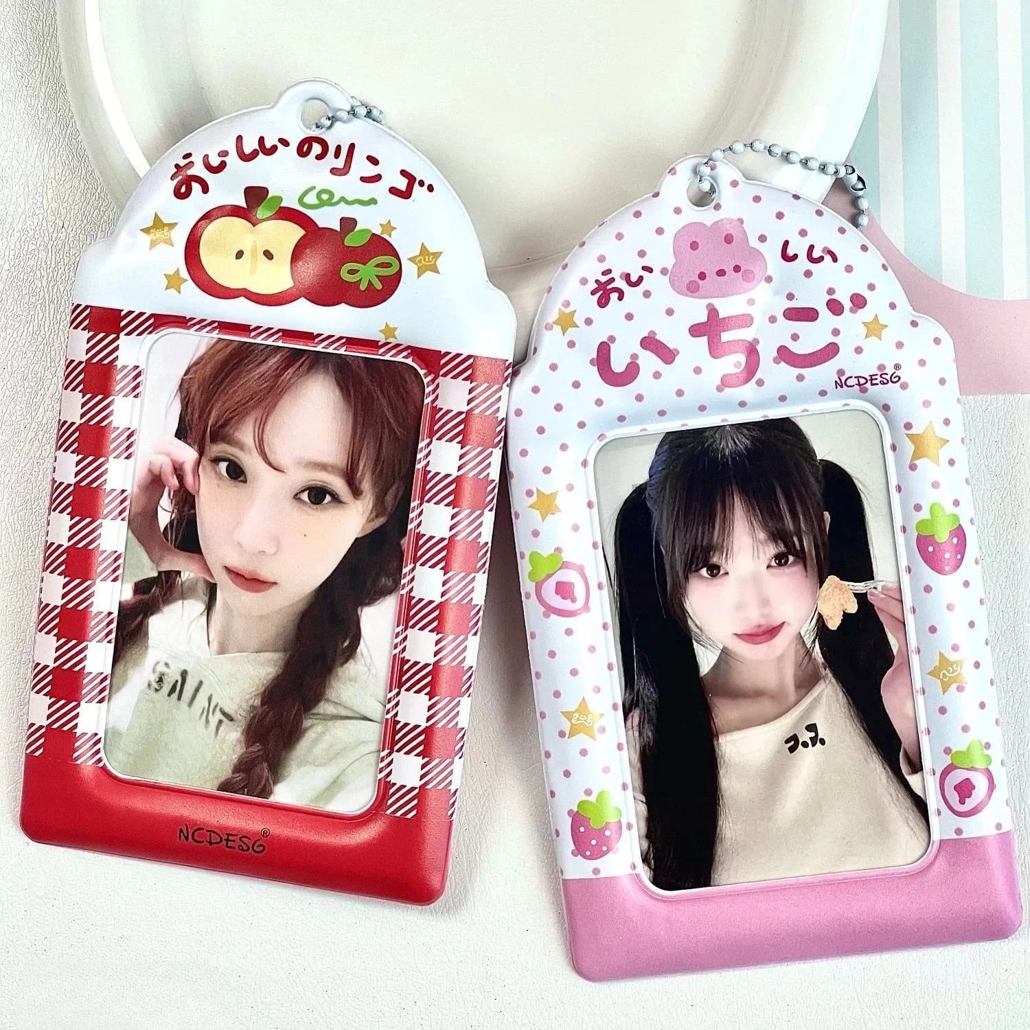2pcs Apple Strawberry Print PVC Photocard Holder Double Side Display Pendant