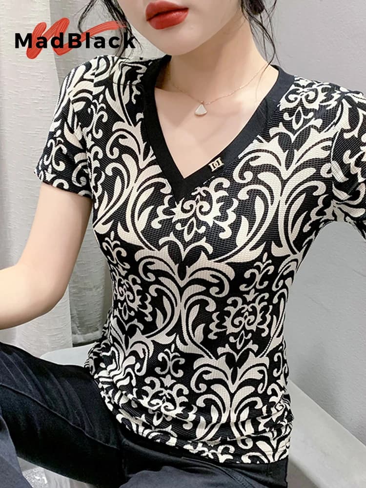 MadBlack - T-shirt da donna europea, sexy scollo a V con stampa geometrica, maglietta a maniche corte slim in mesh per clubwear, M-3XL, Estate 2026 T62304CC