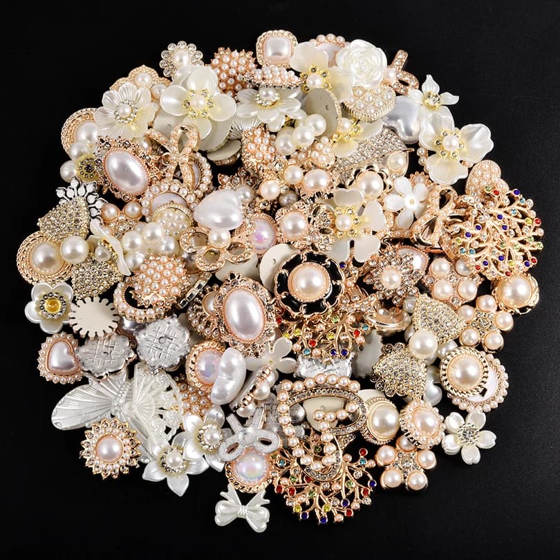 10/20/30/50 pezzi Charm in ABS effetto perla, mix casuale, per creazione gioielli, a forma di cuore, fiore, rotondi, smaltati, per custodie, fai da te, per cover telefono