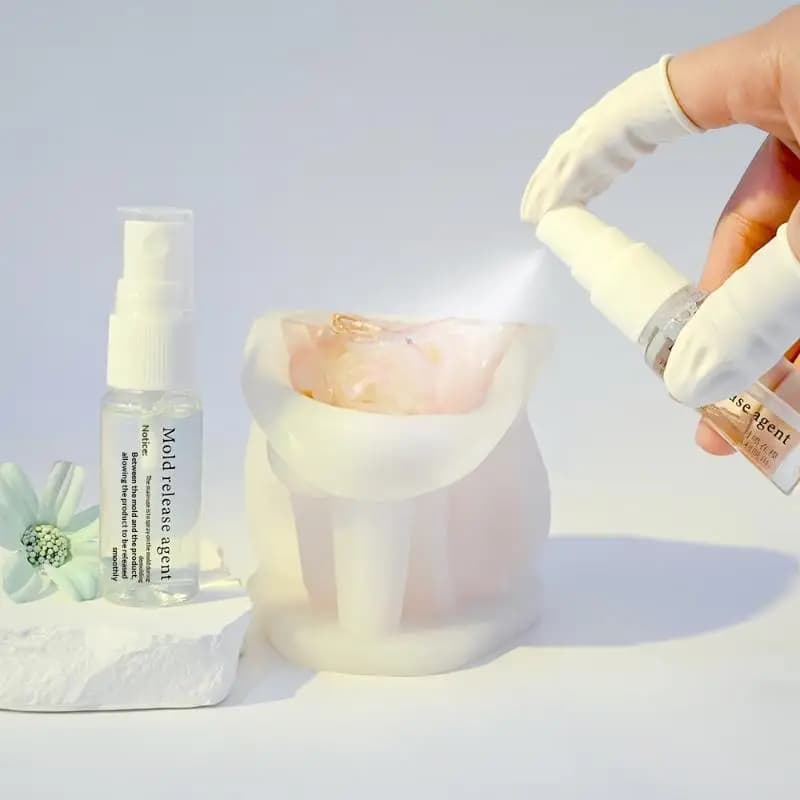 20ml Epoxy Mold Demold Spray For Candle Making And Epoxy Resin, Quick-Drying Silicone Oil Release, Professional Non-Stick Mold