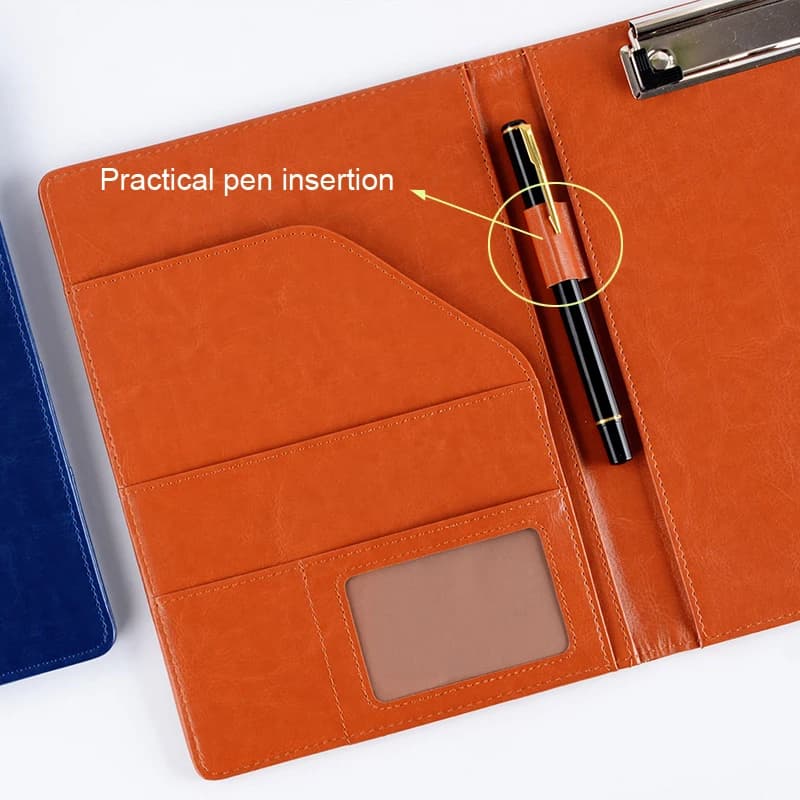 Cartella Portadocumenti B5 in Pelle PU Marrone con Clip, Multi-tasca, Porta Documenti da Ufficio, Blocco per Scrittura con Clip in Metallo