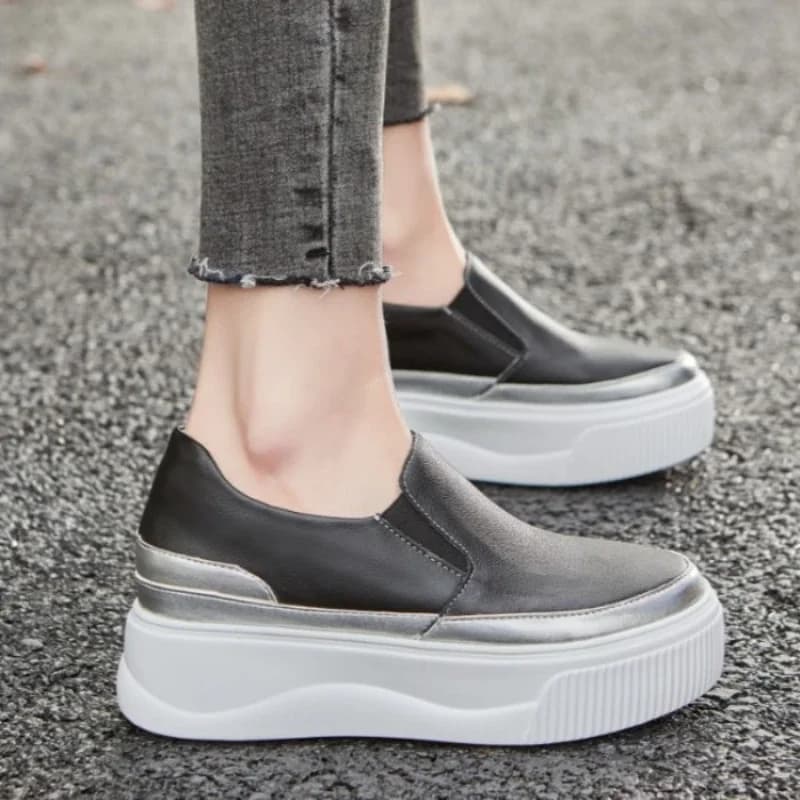 Scarpe da ginnastica bianche flatform estive da donna in morbida pelle slip on mocassini robusti scarpe casual traspiranti ​