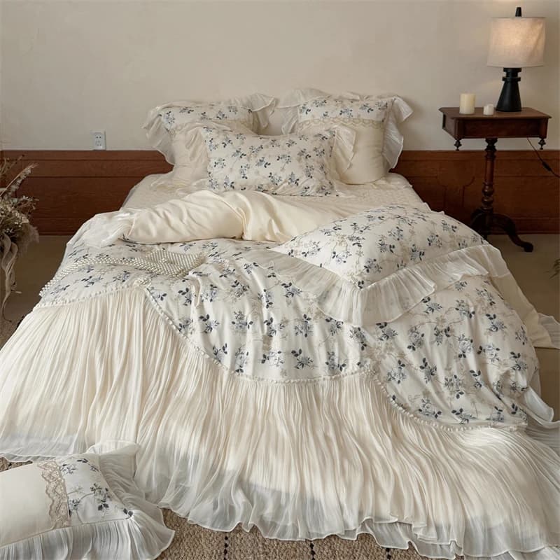 Egyptian Cotton Bed Linen Set 1000TC with Embroidered Flowers, Pizzo and Volant, Copripiumin, Flat Bed Sheet/With Corners, Loyalty, 4 Pieces