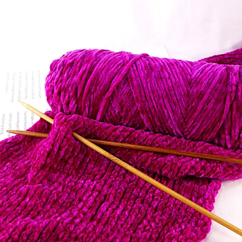 Filato di Velluto Dorato, Gomitolo di Filato, Ago per Uncinetto, Sciarpa per Bambole, Kit Materiale per Lavorazione a Maglia Fai da Te, Marca Cinese, Altri Accessori per Abbigliamento