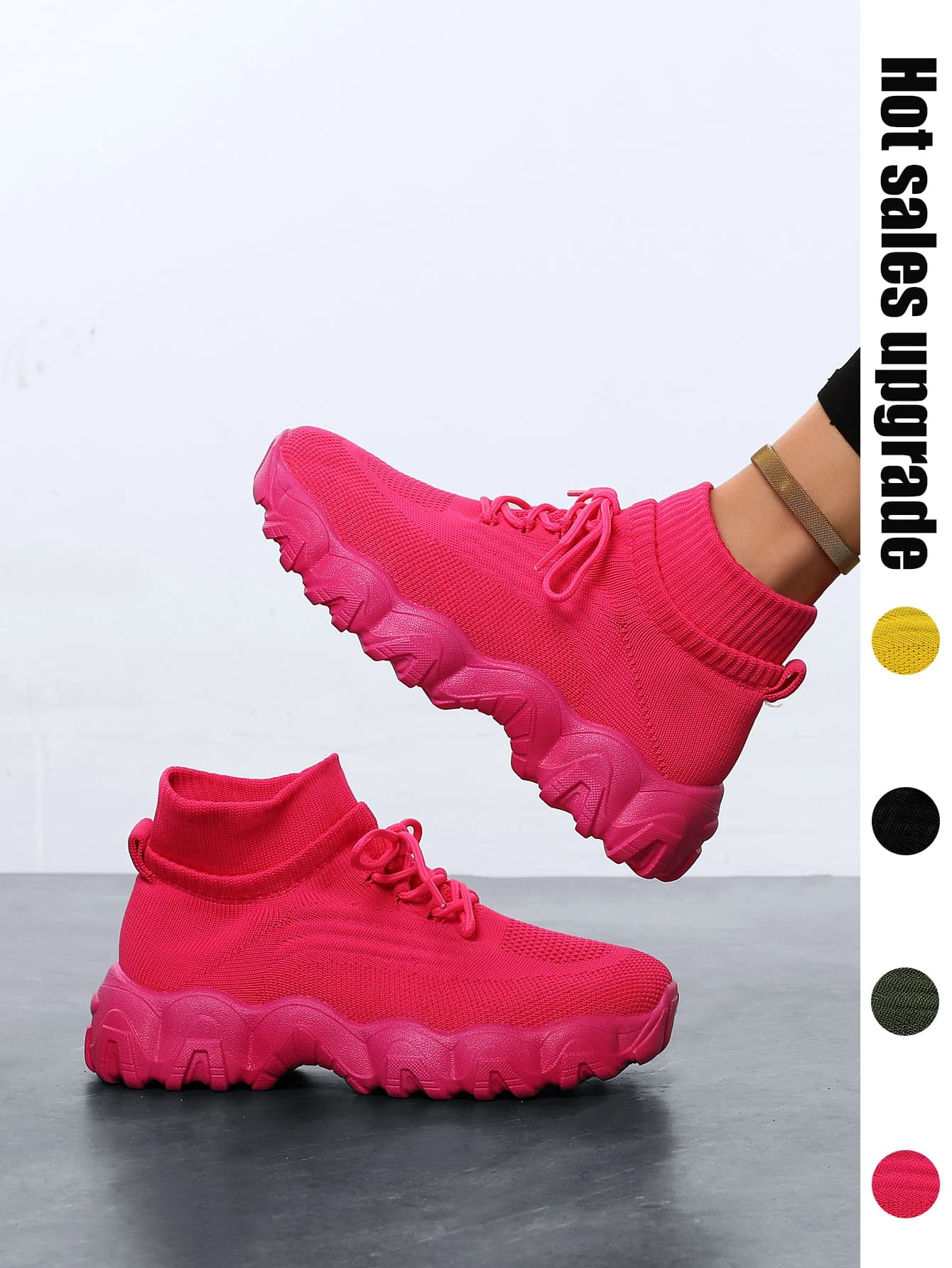 Aggiornamento esplosioni in autunno e inverno sneakers calzini traspiranti scarpe elastiche in rete intrecciata a mosca antiscivolo aumentano le scarpe da donna