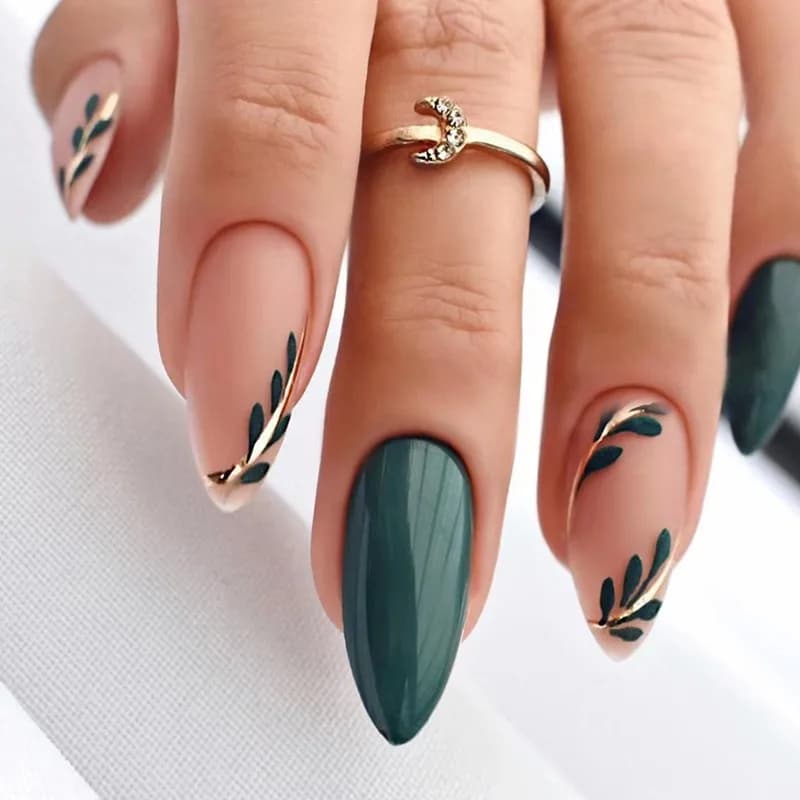 24 P/set Medium length almond print on nails Fake wearable nails Simple green leaves Dark green tempering Sweet and fresh nails Art