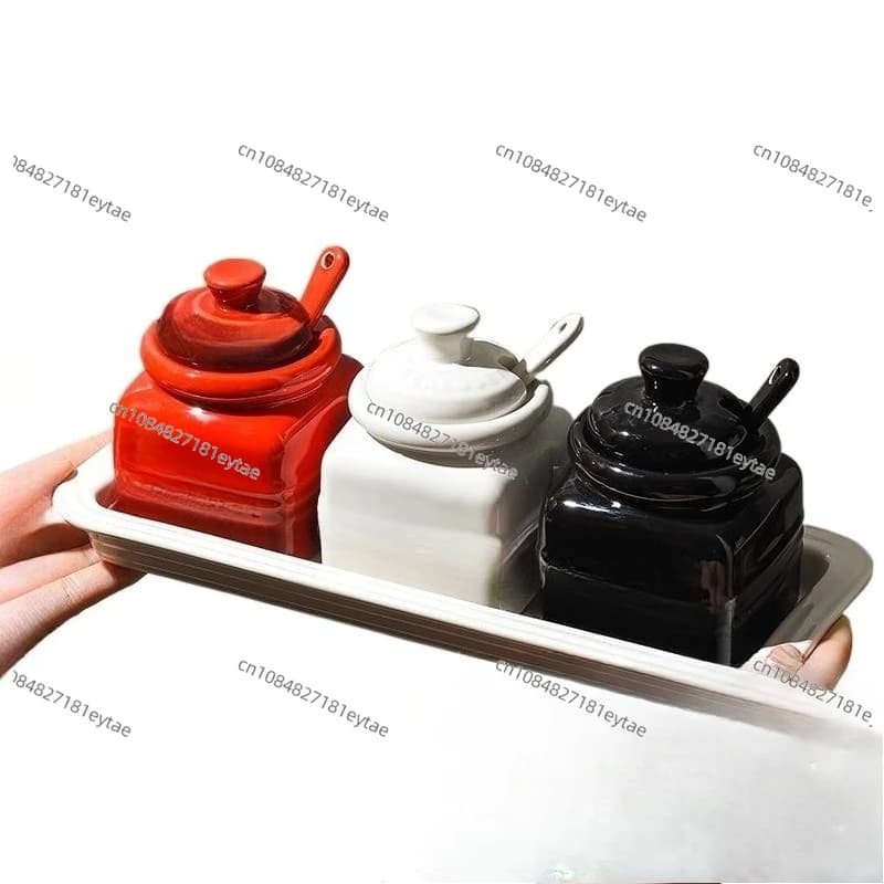 Organizzatore di spezie da cucina in stile europeo Barattolo di spezie in ceramica creativa con set di scatole regalo per cucchiaio Barattolo di stoccaggio per marmellata con coperchio Porta spezie