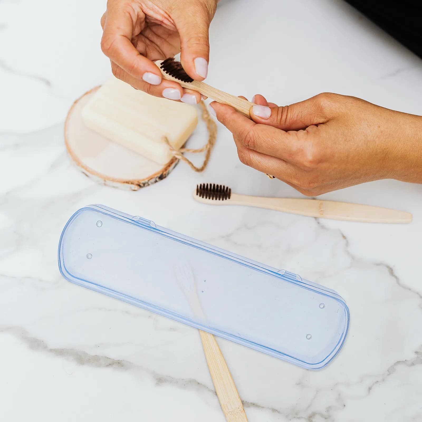 Set di 4 Scatole Porta Spazzolini da Viaggio, Organizzatore Portatile per Dentifricio, Contenitore per Spazzolini da Uso Professionale e Outdoor