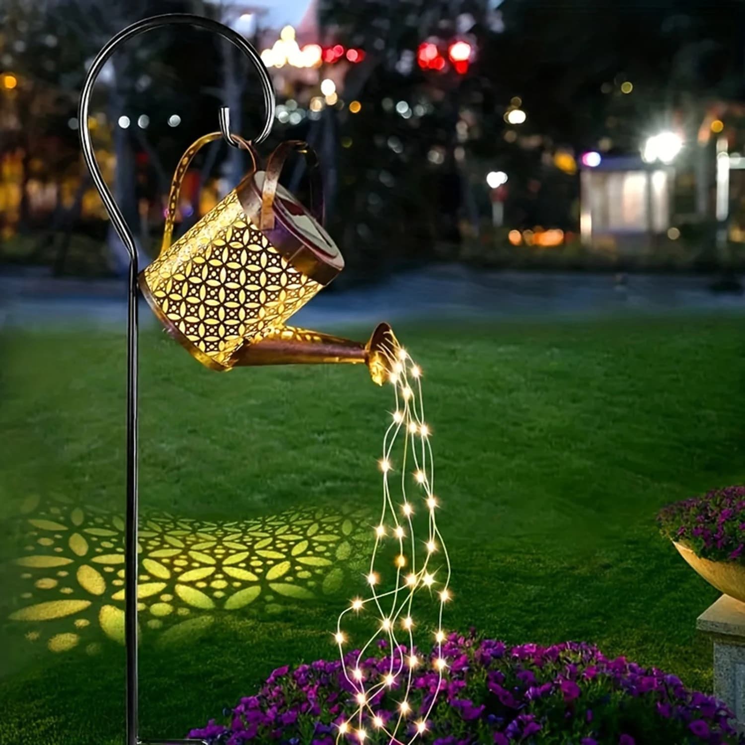 Solar watering light, outdoor lights, solar energy suspended lantern, garden decoration, metal cascading lights