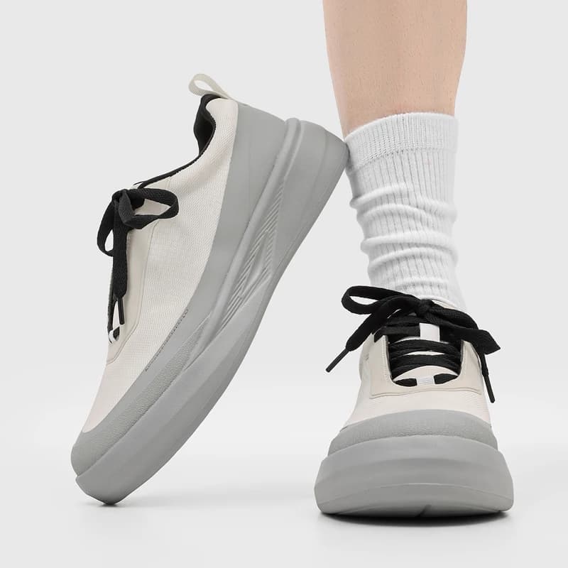 High Quality Men Summer Thick Soled Patchwork Mesh Board Shoes Breathable Height Increasing Outdoor Hiking Sports Casual Shoes