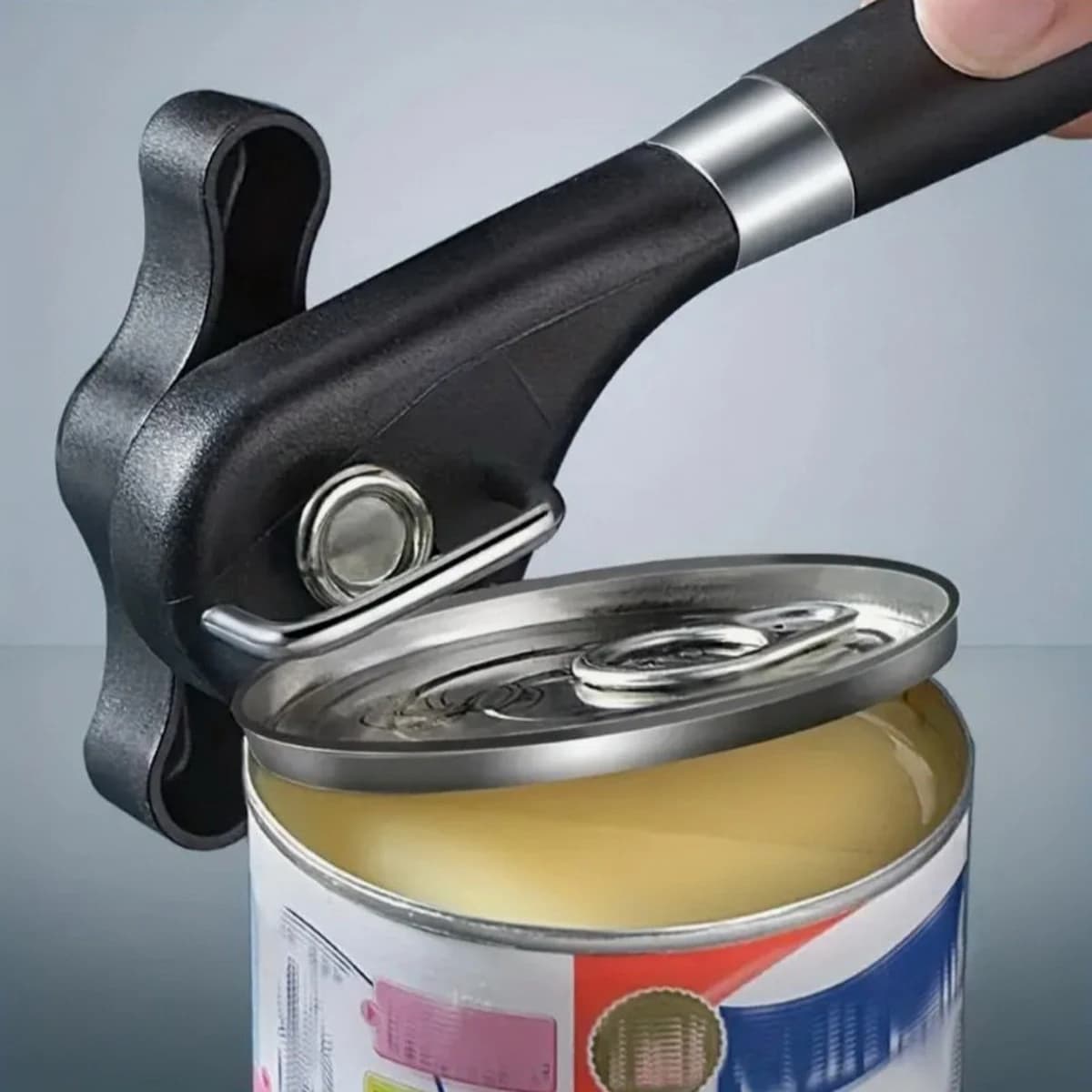 Apriscatole manuale multifunzione di sicurezza, coltello per l'apertura rapida e semplice di lattine in acciaio inossidabile, gadget da cucina per aprire le lattine