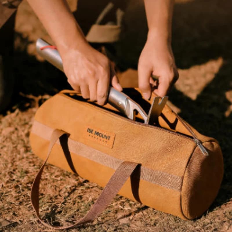 Multifunctional camping bag holder, portable bag for pickets and curtain ropes, cylindrical organizer for outdoor accessories