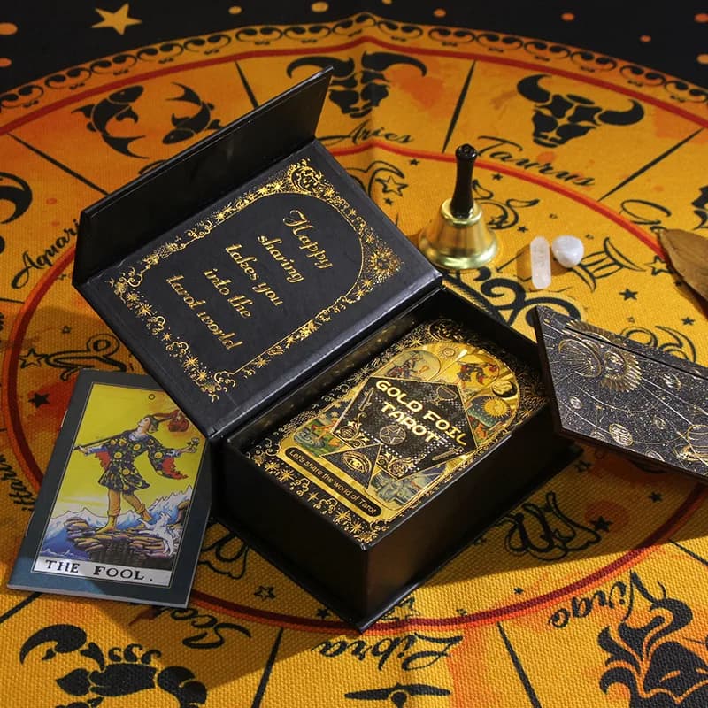 Giochi da tavolo di carte dei tarocchi di attesa classici da 12x7 cm Carte dei tarocchi del sole in oro nero con guida