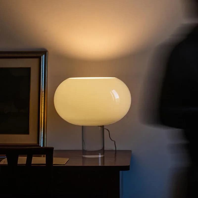 Lampada da tavolo a LED con base cilindrica in acrilico italiano Paralume in vetro di rotazione Moden Soggiorno Ufficio Camera da letto Ristorante Lampada da scrivania