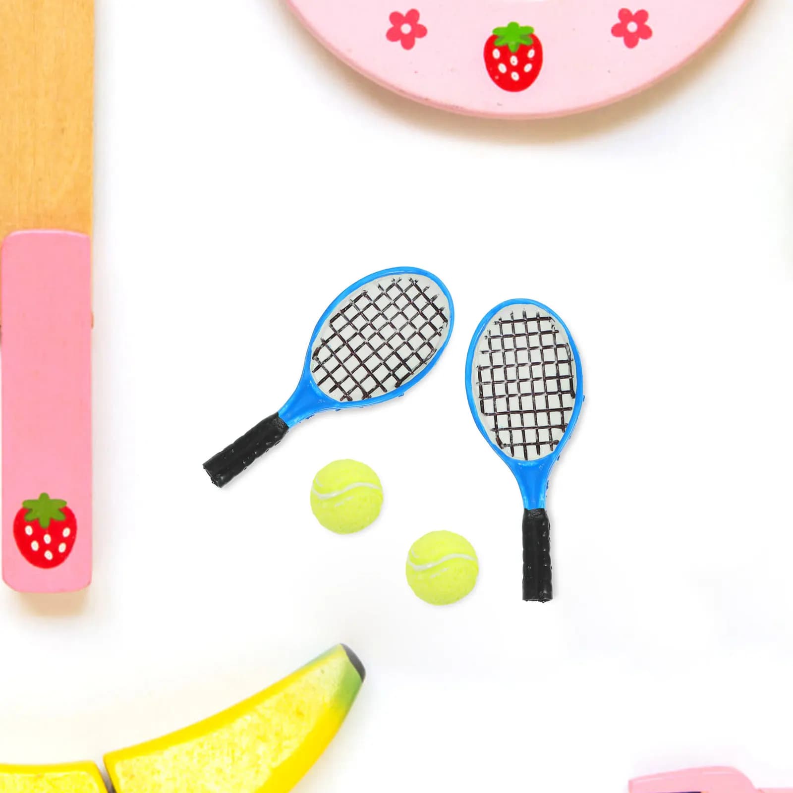 Set of 4 Mini Tennis Racks for Home Decoration, Office, Desk, Games Room, Collection, Sports Theme Decorative Accessories