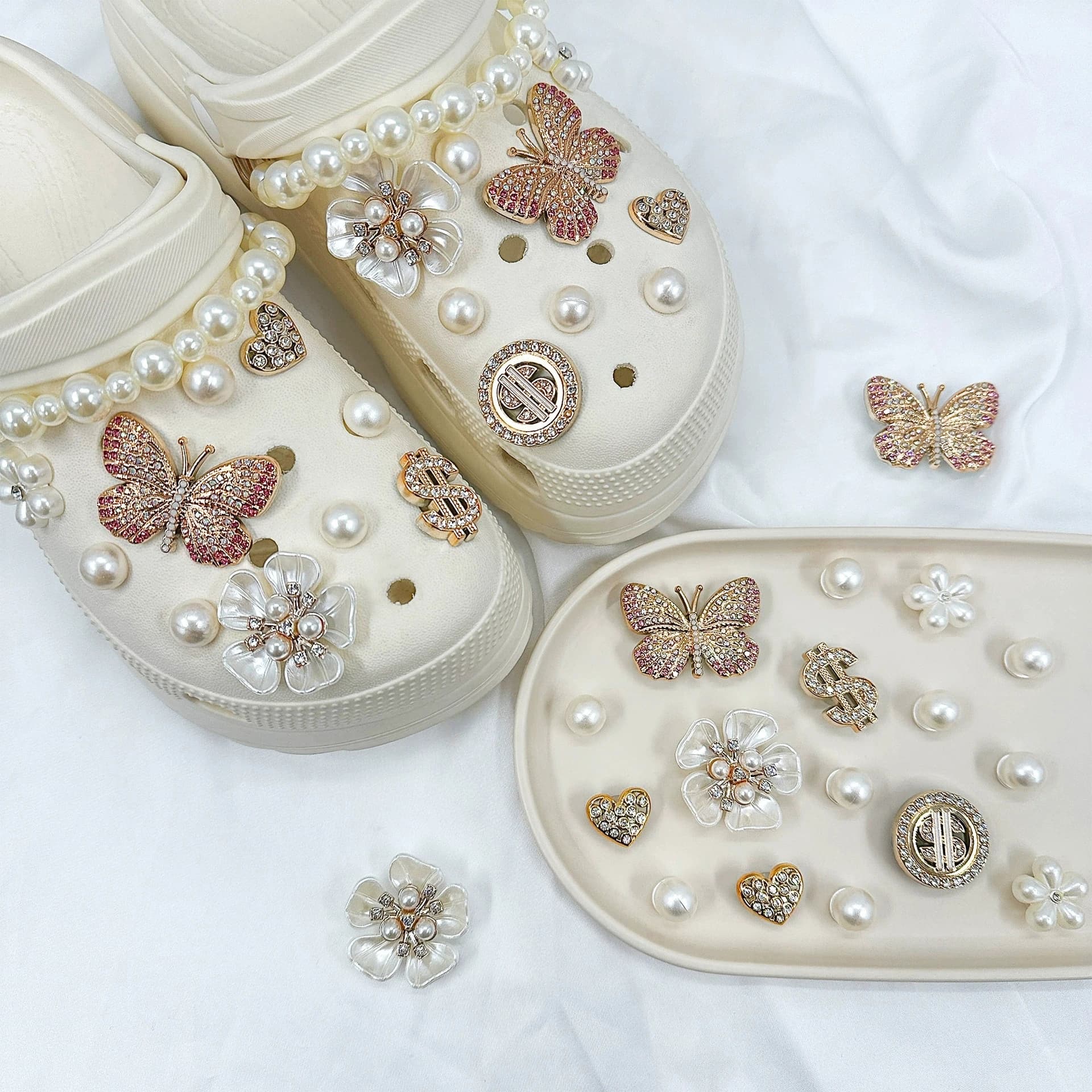 Luxury Pearls Chain Shoe Charms Set for Clogs Summer 2026 Crystal Butterfly Detachable EVA Slippers DIY Accessories Decoration