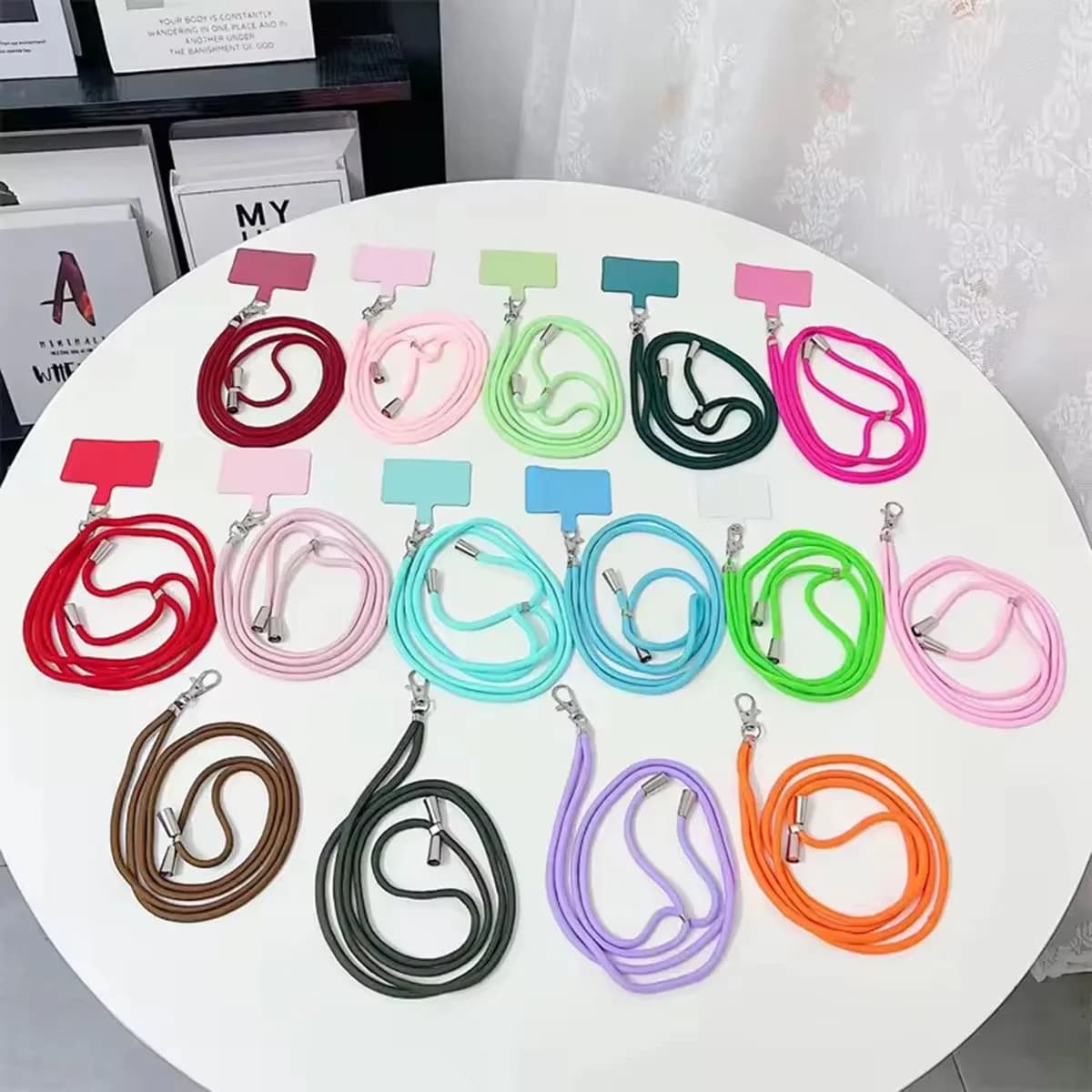1/4 Pezzi Laccetto Multifunzione per Telefono, Tracolla Regolabile, Cordino da Collo, Cinturino da Polso per Cellulare, Indossabile Anche sul Retro