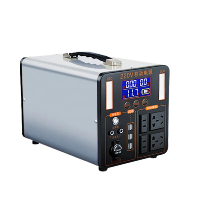 Vendita calda MP6 Stazione di alimentazione portatile Controller MPPT Torcia Intera vendita Batteria di stoccaggio Avviatore di emergenza per viaggi su strada in campeggio