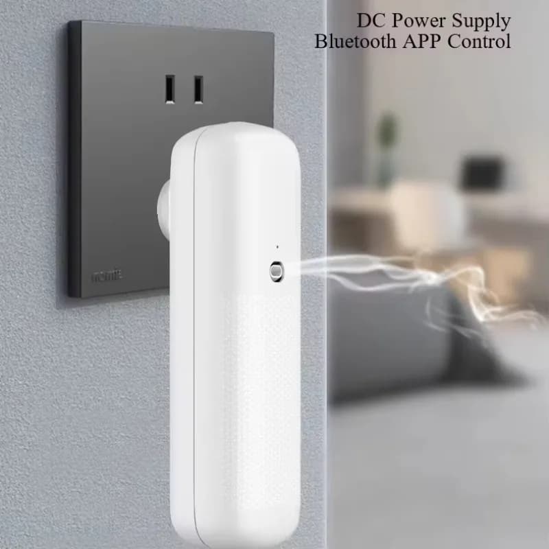 Dispenser automatico elettrico per deodorante per ambienti con diffusore di profumo in plastica OEM commerciale per olio essenziale