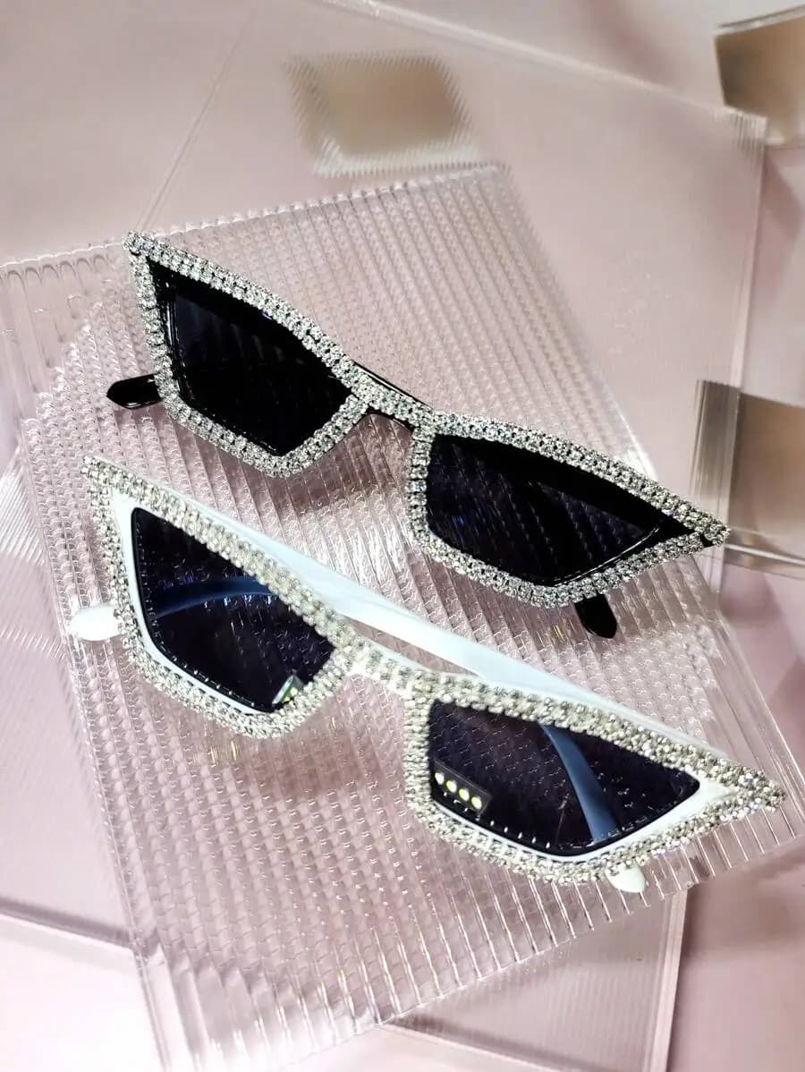 Occhiali da Sole Cat Eye con Strass per Donne - Stile per Feste e Festival