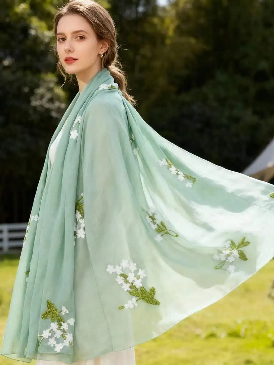 1pc Women's Fashion Spring/Autumn Casual Embroidered Floral Scarf/Shawl, Suitable For Daily Wear