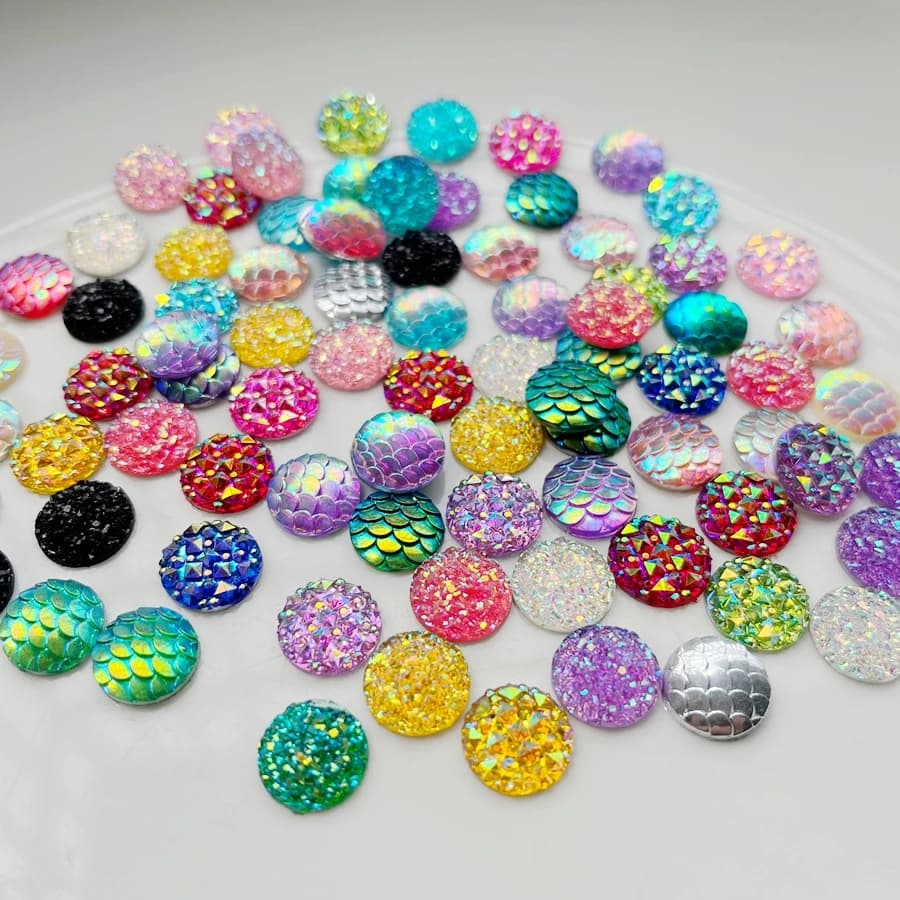 80 pezzi di strass circolari con superficie a squame di pesce/minerale/coccodrillo, adatti per la creazione di gioielli e decorazioni fai da te