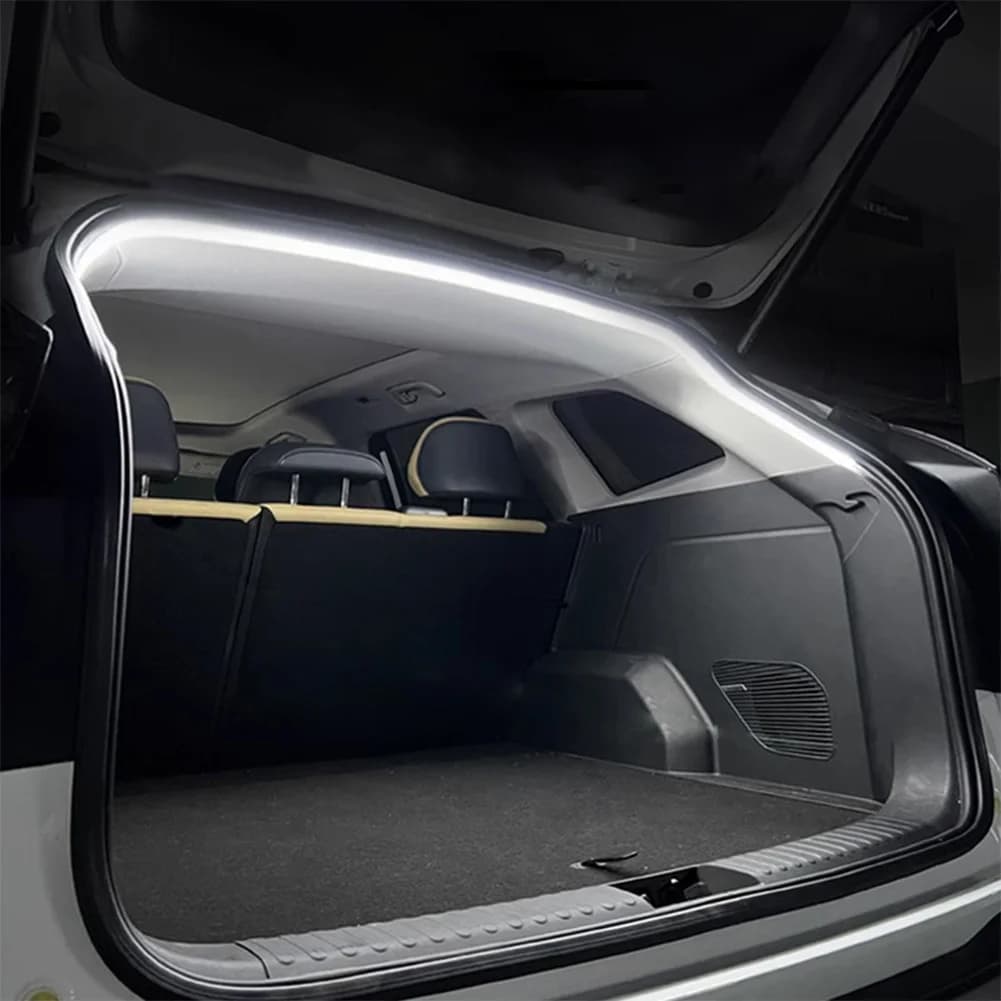 Striscia luminosa a LED per bagagliaio per auto Striscia luminosa autoadesiva Striscia per fanale posteriore con sensore automatico per pickup berlina SUV Hatchback