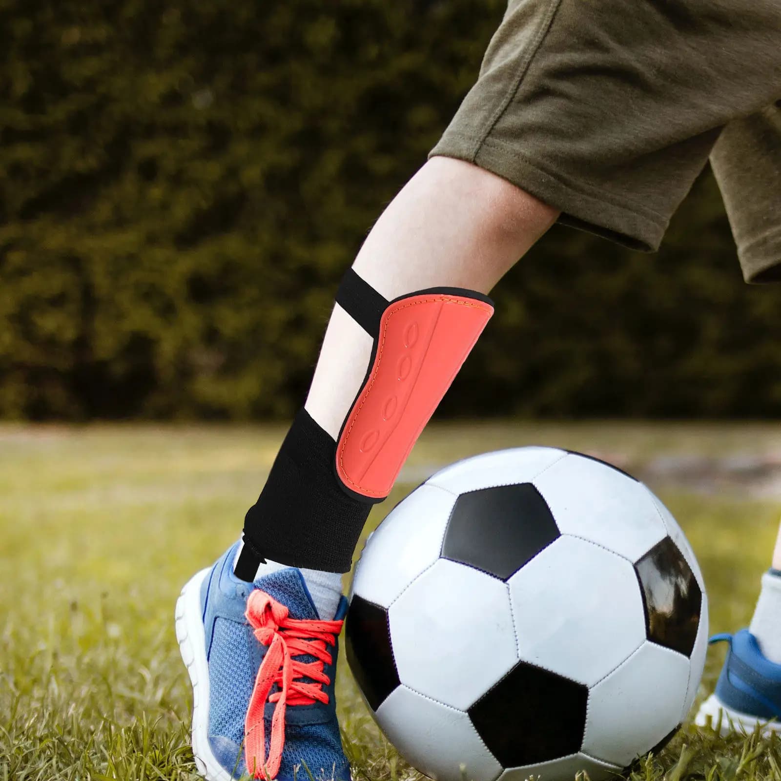 2 Pezzi Parastinchi da Calcio Leggeri in EVA con Supporto per Caviglia, Protezioni per Allenamento Giovanile e Prevenzione Infortuni