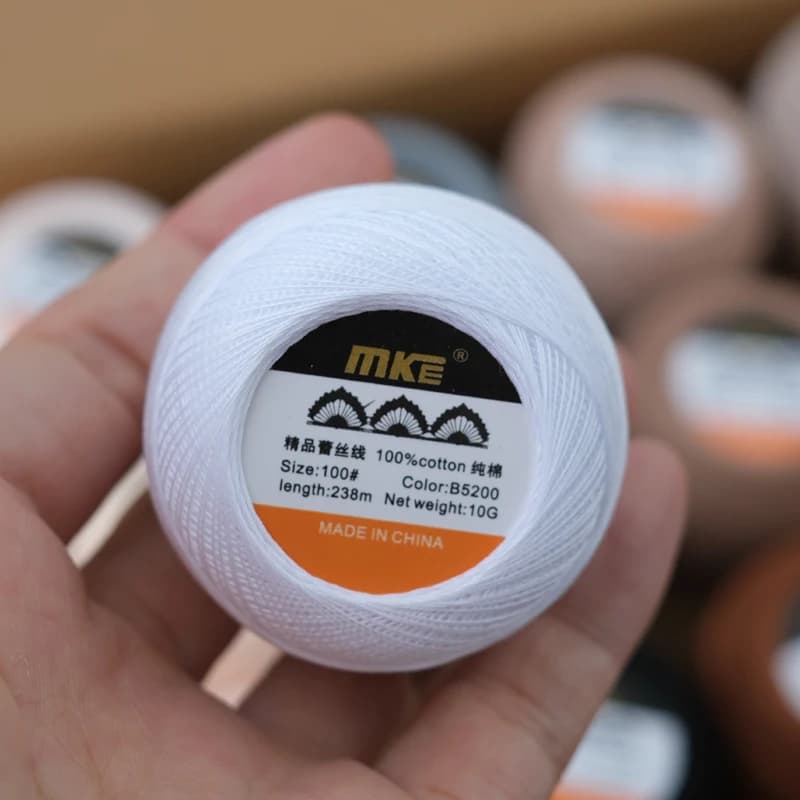 100 filo di pizzo domestico MKE micro gancio bambola filo fine uncinetto vestiti per bambini filo per cucire all'uncinetto 10g