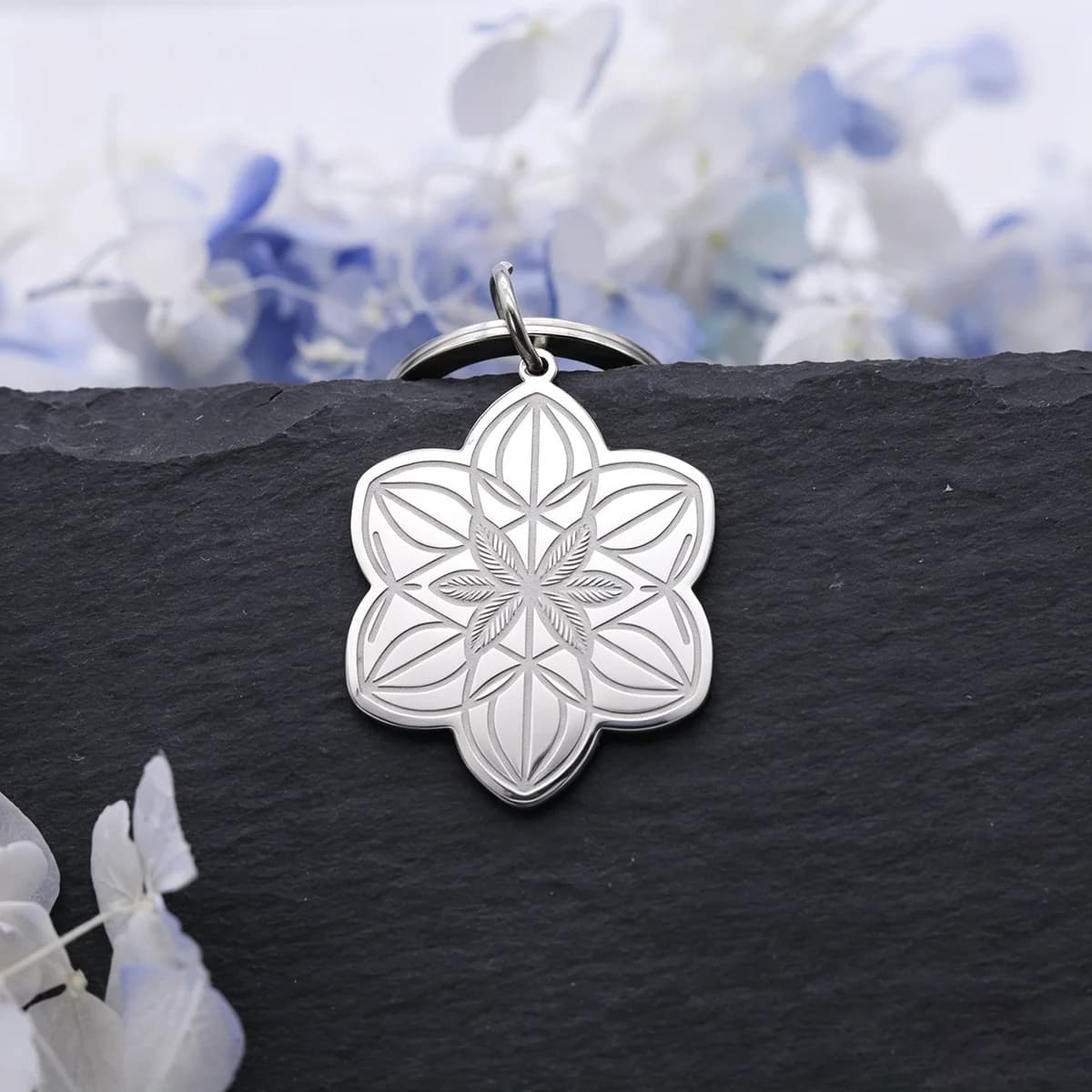 Vintage Seed Of Life Flower Charm Keychain For Women Men Stainless Steel Sacred Pendant Bag Jewelry Accessories Car Key Rings