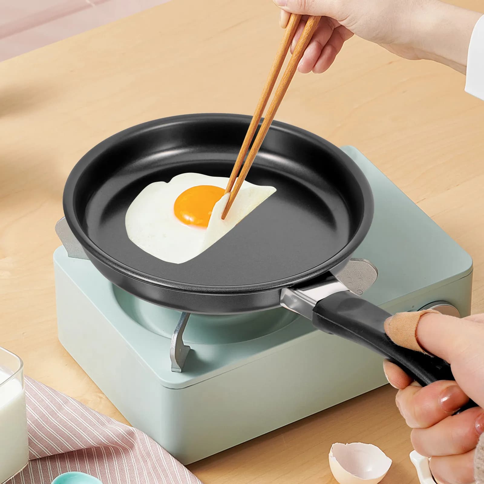 Set di 2 Padelle Antiaderenti da 14 Cm con Base Piatta per Fornelli a Gas e a Induzione, Ideali per Uova, Pancake, Bistecche, Patate Fritte, Cottura, Grigliate e Soffritti